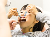 子どもの頃に歯列矯正をするメリット