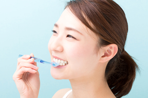 甘いものを食べた後は歯を磨こう