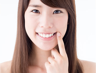 歯並びは、第一印象に大変大きく影響する