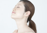 エラが張っているのは歯並びのせい?小顔のために歯科矯正が効果的なケース