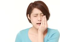 抵抗がある？なぜ日本人は歯列矯正をしないのか